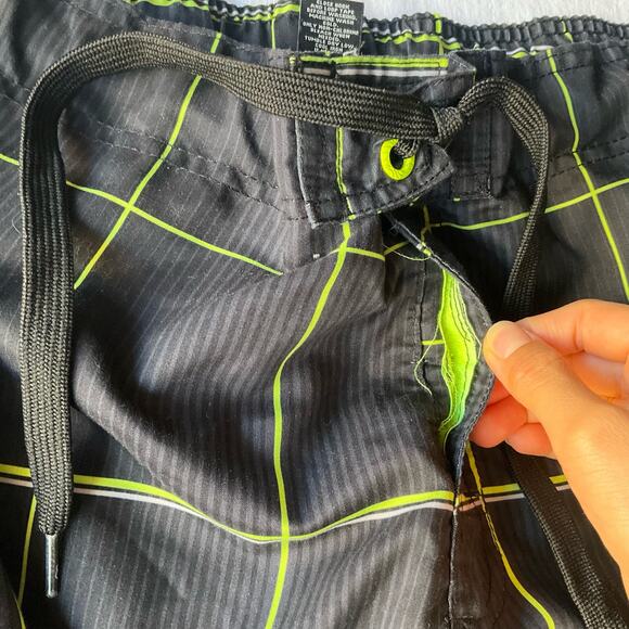 OP. Men’s Swimming Trunks size L (36-38), Gray Green Stripes, with Liner - Picture 5 of 9